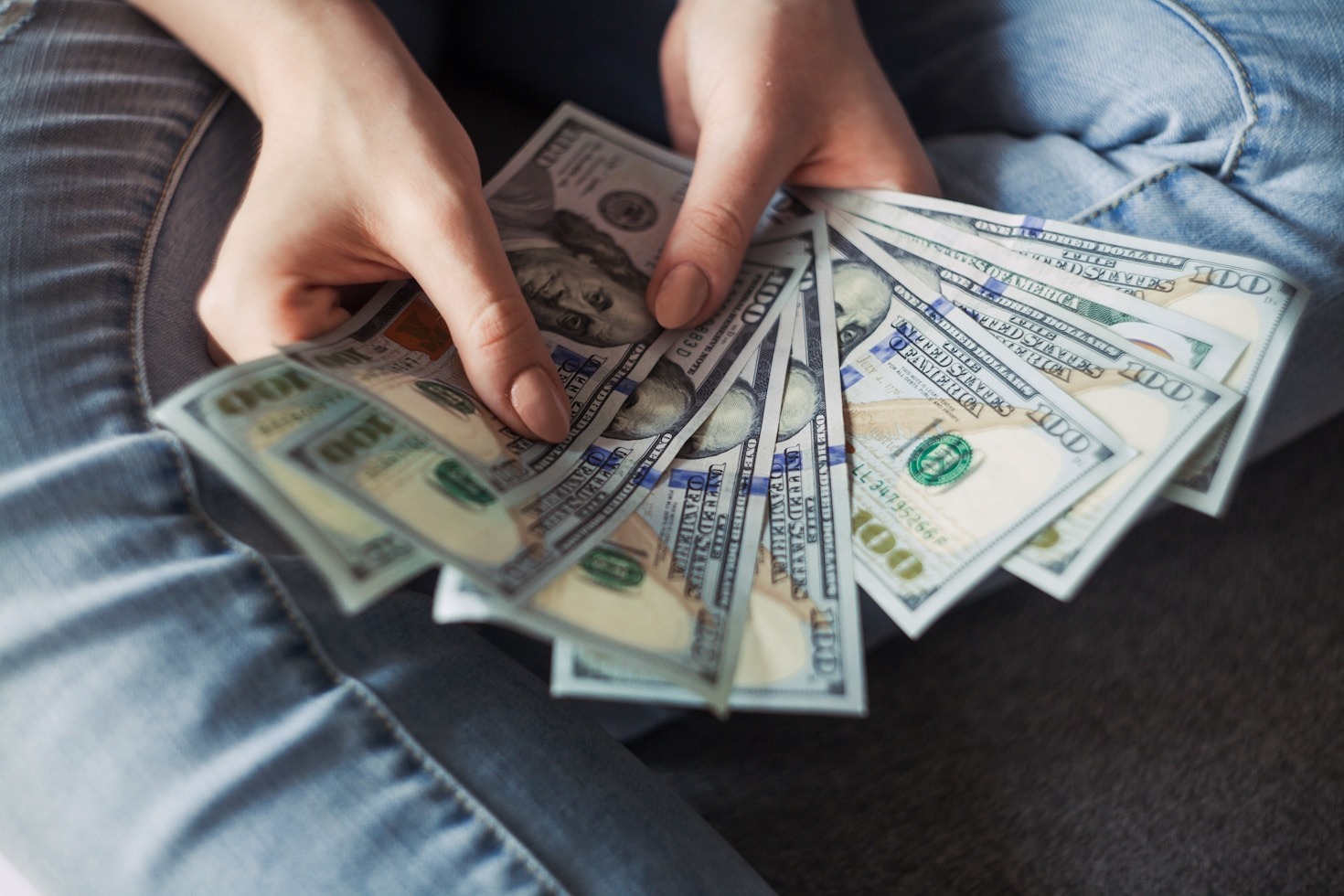 Como Sair das Dívidas e Ter Paz Financeira