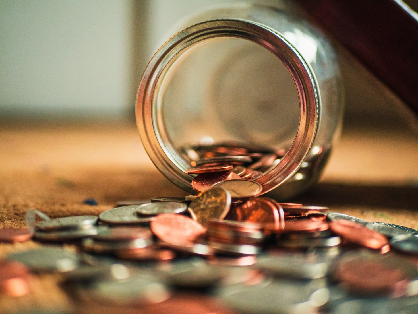 Investindo com Pouco Dinheiro: É Possível?
